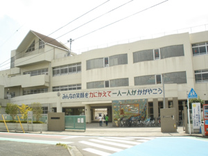 川崎市立 西御幸小学校の画像1