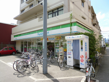 ファミリーマート今津駅前店の画像2