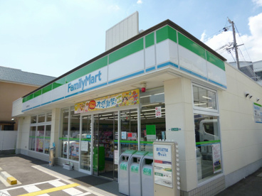 ファミリーマート西宮東町北店の画像2