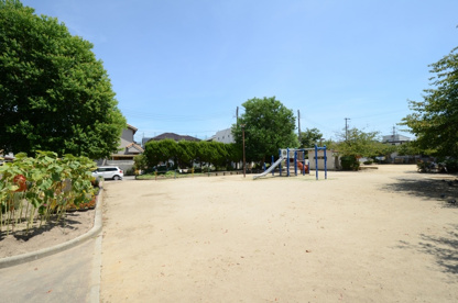 御所の前公園の画像1