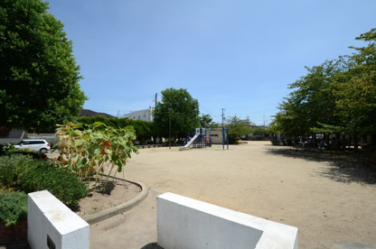 御所の前公園の画像2