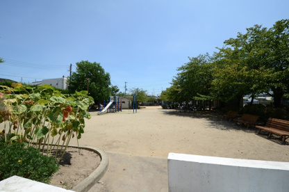 御所の前公園の画像3