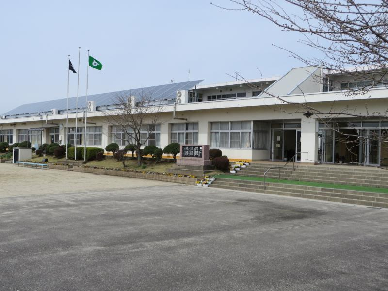 富加小学校