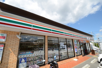 セブンイレブン宝塚山本西の画像3