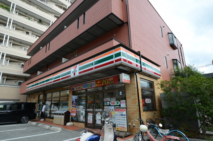 セブンイレブン宝塚湯本町の画像2