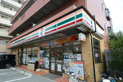 セブンイレブン宝塚湯本町の画像3