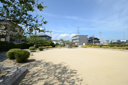 小林４丁目梅公園の画像2