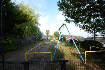平井山荘北公園の画像4