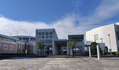 行田市立図書館