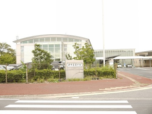 津市役所 芸濃総合支所