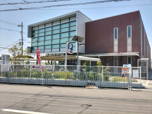 服部図書館