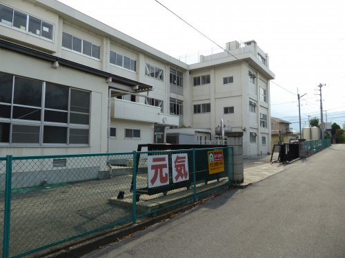 白根東小学校