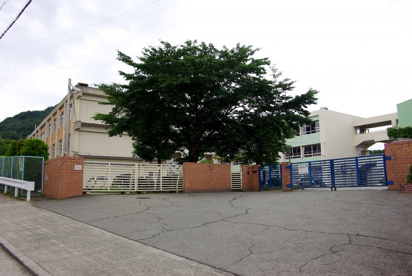 川西市立清和台中学校の画像3