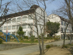 向陽台小学校