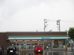 ファミリーマート三笠幸町店