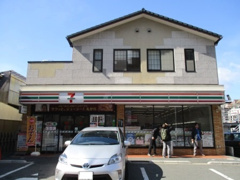セブンイレブン 京都西大路松原店