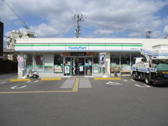 ファミリーマート 太秦西蜂岡町店