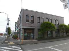 （株）岩手銀行 緑が丘支店