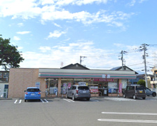 セブンイレブン竜王万才店