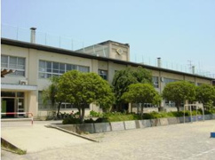 甲府市立石田小学校