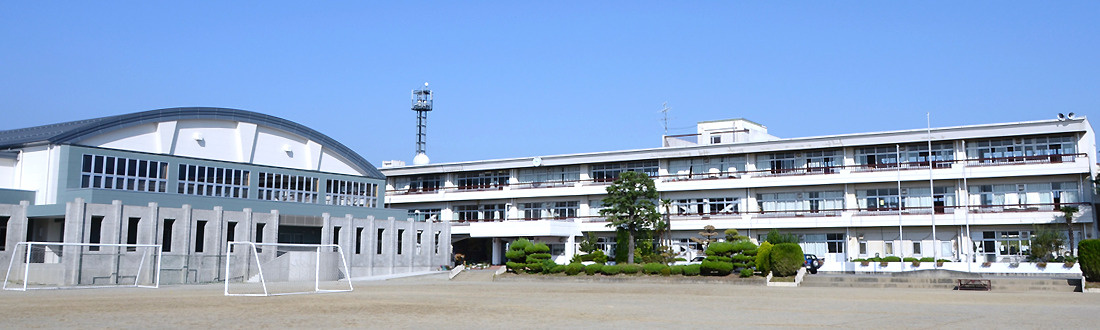  甲斐市立竜王中学校
