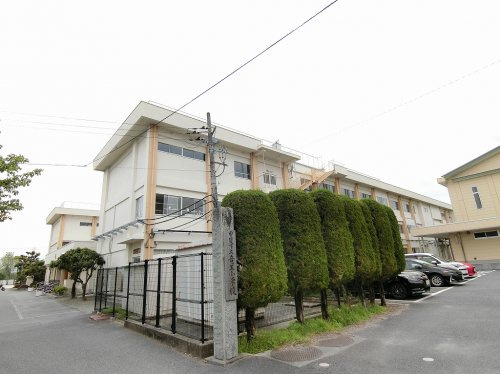 竜王小学校