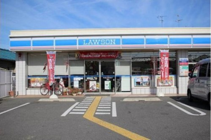 ローソン川西加茂２丁目店の画像1