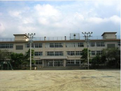 甲府市立新紺屋小学校