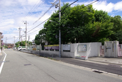 伊丹市立神津小学校の画像4