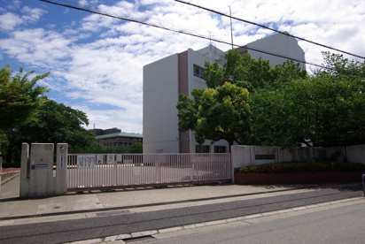 伊丹市立神津小学校の画像5