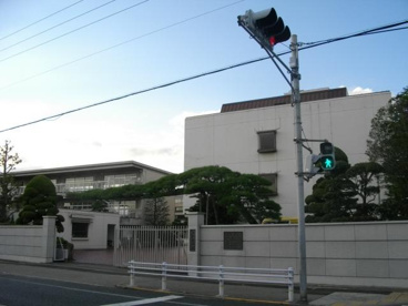 甲子園学院中学校の画像2