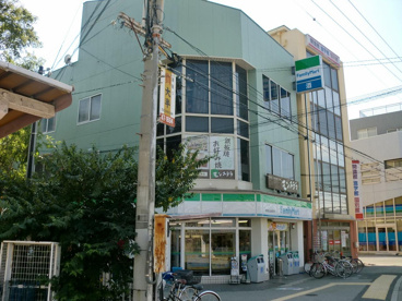 ファミリーマート阪神なるお駅前店の画像4