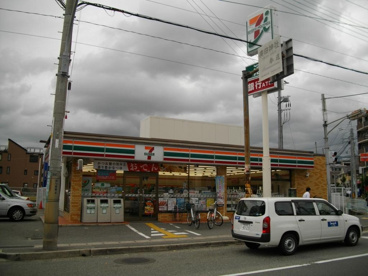 セブンイレブン西宮室川町店の画像4