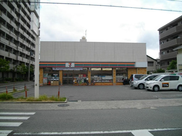 セブンイレブン西宮南昭和町店の画像4