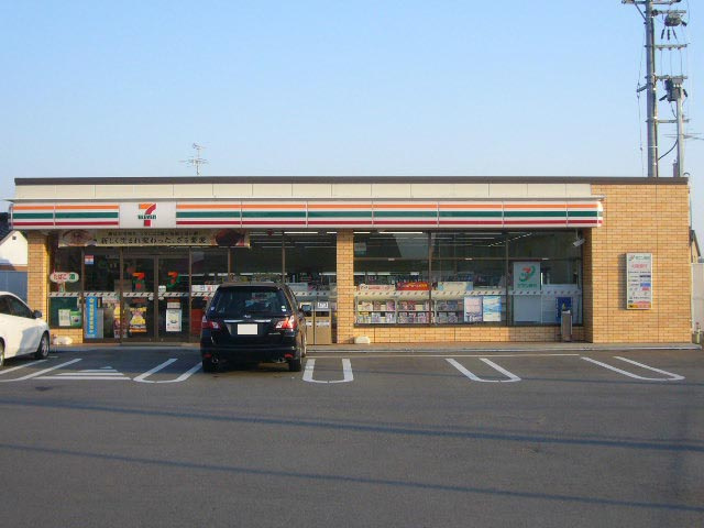 セブンイレブン 富山下轡田店