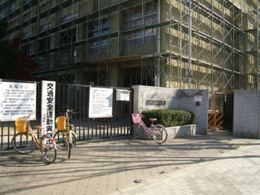 尼崎市立　園田南小学校の画像1