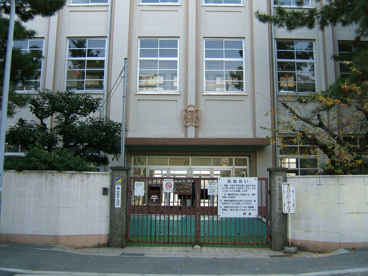 尼崎市立　長洲小学校の画像4