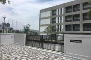 尼崎市立　小田中学校の画像1