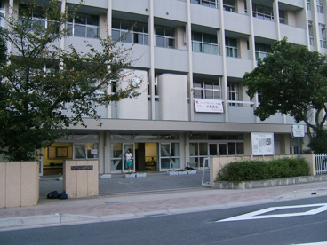 伊丹市立　松崎中学校の画像5