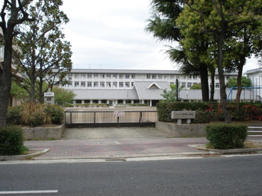 伊丹市立　伊丹小学校の画像1