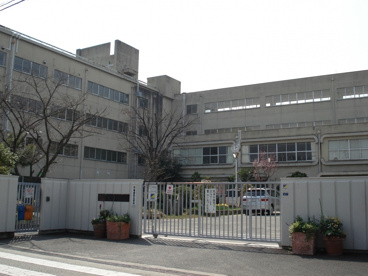 伊丹市立　花里小学校の画像4