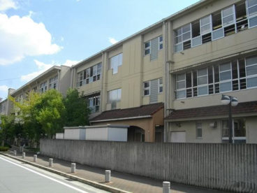 西宮市立　甲東小学校の画像4