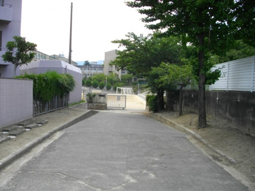西宮市立　上ヶ原中学校の画像5