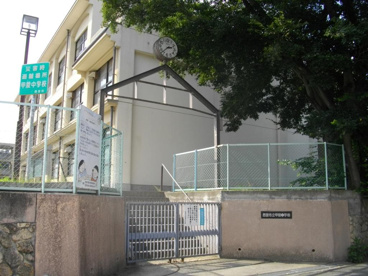 西宮市立　甲陵中学校の画像1