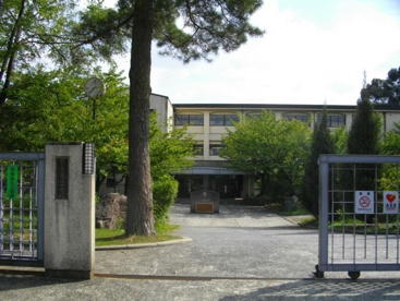 西宮市立　甲陵中学校の画像4