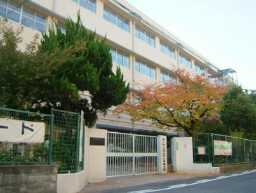 西宮市立　浜脇中学校の画像1
