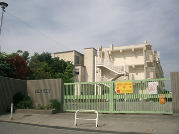 宝塚市立　安倉中学校の画像3