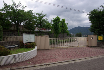 宝塚市立　御殿山中学校の画像1