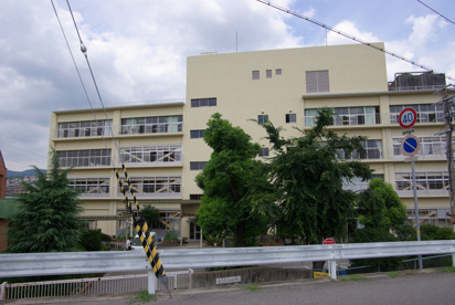 宝塚市立　南ひばりガ丘中学校の画像5