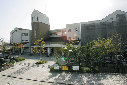 宝塚市立　山手台中学校の画像1